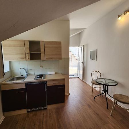 Apartmani Sole Vis Exteriér fotografie