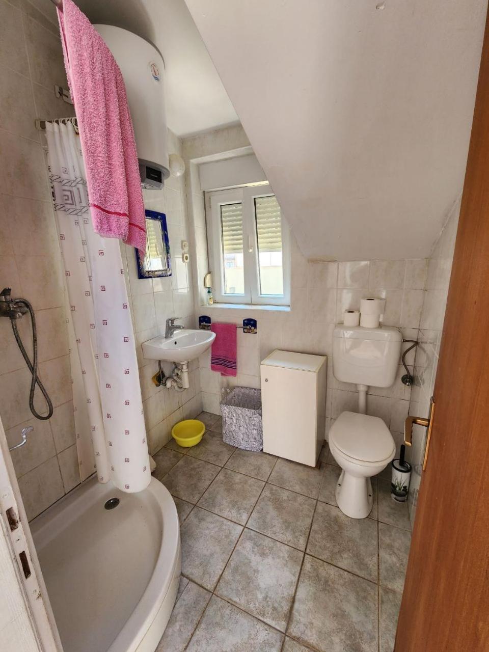 Apartmani Sole Vis Exteriér fotografie